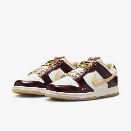 Women's Dunk Low LX
